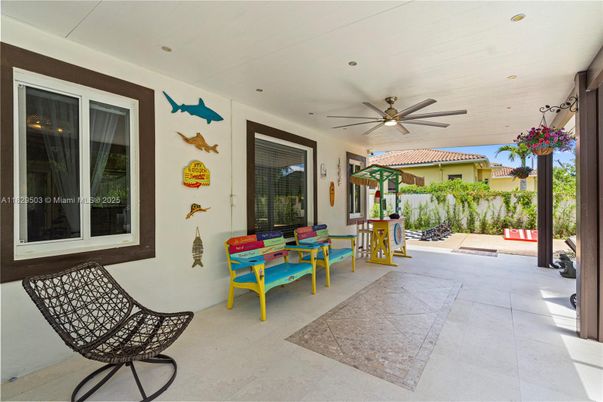 Exterior, Recessed Lighting