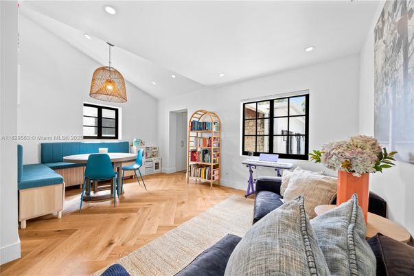 Dining room, Interior, Pendant Lights, Recessed Lighting, Wood Texture Flooring