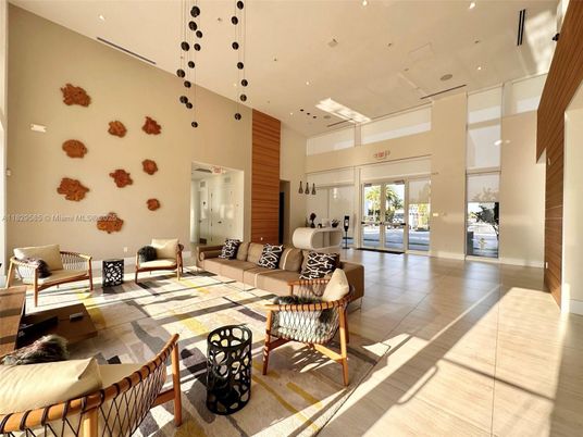 Interior, Living room, Pendant Lights, Recessed Lighting