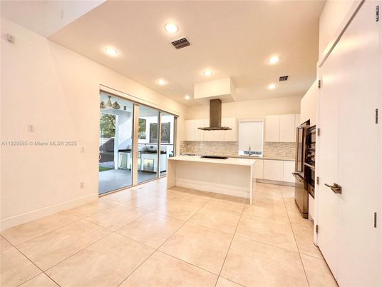 Interior, Kitchen, Recessed Lighting