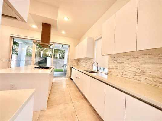 Interior, Kitchen, Recessed Lighting