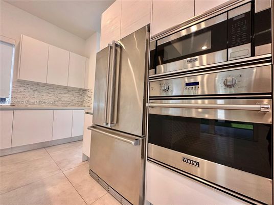 Interior, Kitchen, Stainless Steel Appliances