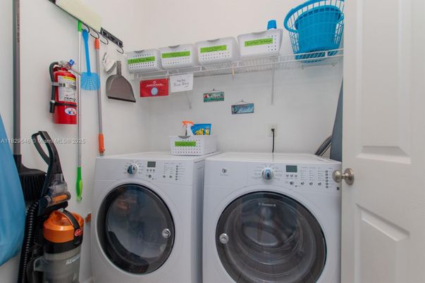 Interior, Washer