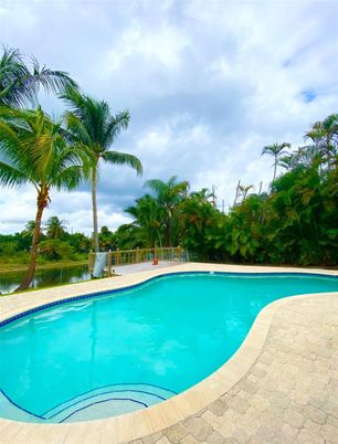 Exterior, Pool, Water