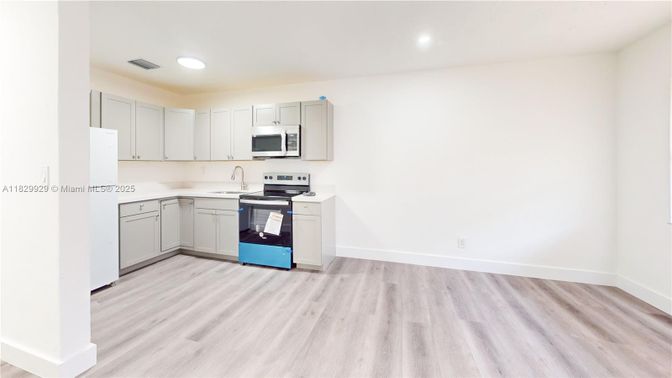 Interior, Kitchen, Recessed Lighting, Wood Texture Flooring