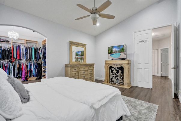 Bedroom, Interior, Recessed Lighting, Wood Texture Flooring