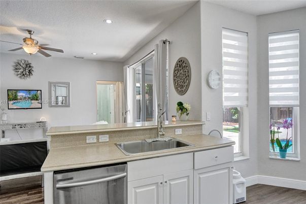 Interior, Kitchen, Recessed Lighting, Wood Texture Flooring
