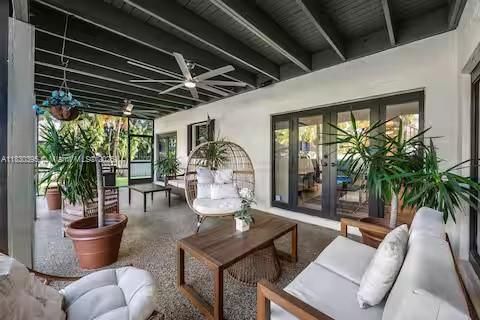 Interior, Living room