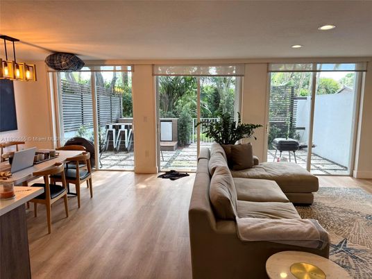 Dining room, Interior, Living room, Pendant Lights, Recessed Lighting, Wood Texture Flooring