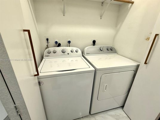 Interior, Marble, Utility Closets, Washer