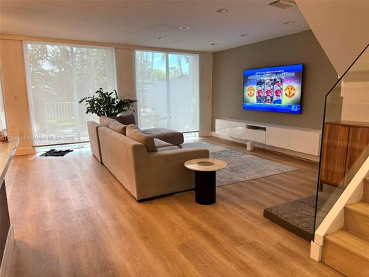 Interior, Living room, Recessed Lighting, Wood Texture Flooring