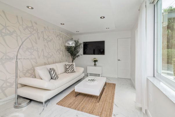 Interior, Living room, Marble, Recessed Lighting