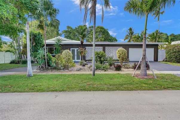 Attached, Backyard, Exterior, Facade, Ranch
