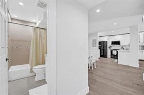 Bathroom, Interior, Kitchen, Recessed Lighting, Wood Texture Flooring