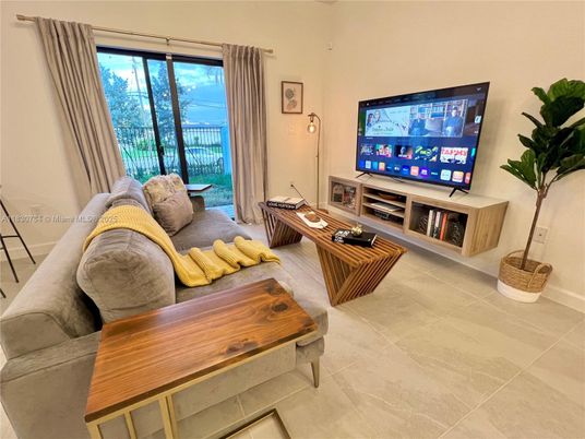 Interior, Living room, Water