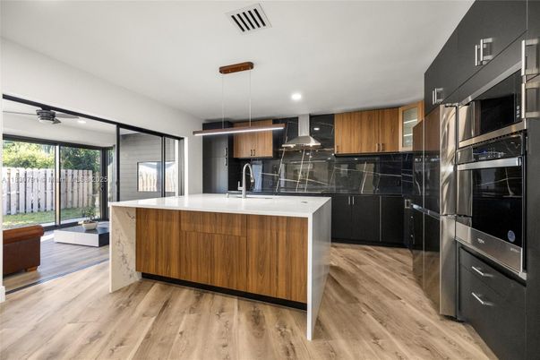 Interior, Kitchen, Pendant Lights, Recessed Lighting, Wood Texture Flooring