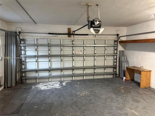 Garage, Interior