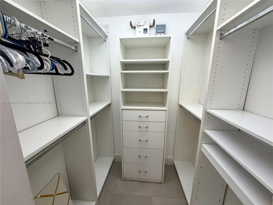Interior, Walk-in Closets