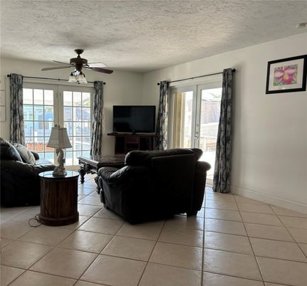 Interior, Living room, Water