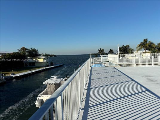 Exterior, Water