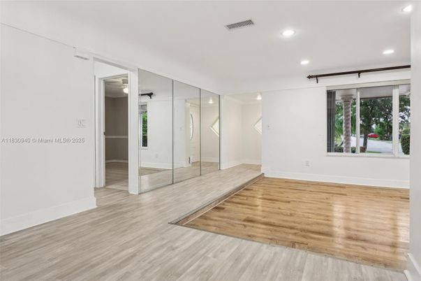 Empty room, Interior, Recessed Lighting, Wood Texture Flooring