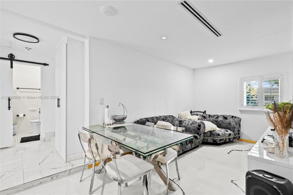 Dining room, Interior, Marble, Recessed Lighting
