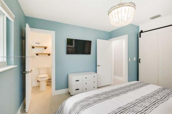 Bathroom, Bedroom, Interior