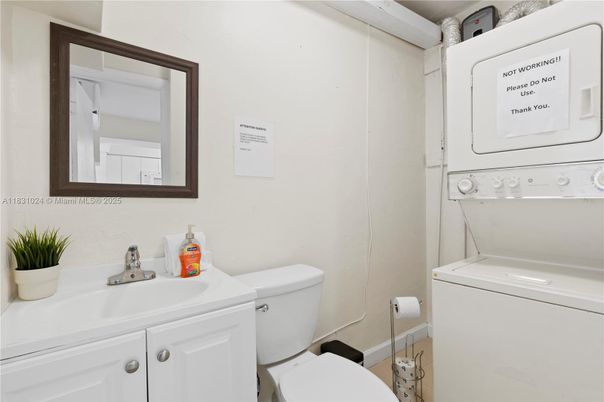 Interior, Utility Closets, Washer