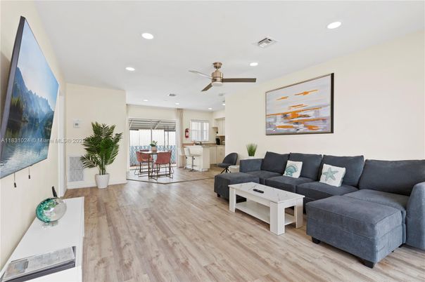 Dining room, Interior, Living room, Recessed Lighting, Wood Texture Flooring