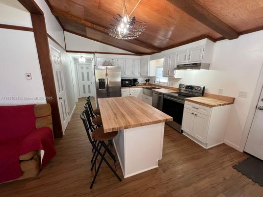 Chandelier, Interior, Kitchen, Stainless Steel Appliances, Wooden Beams, Wooden Ceilings, Wood Texture Flooring