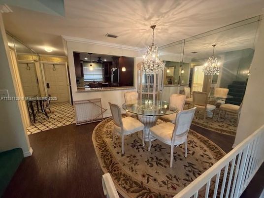 Chandelier, Dining room, Interior, Kitchen, Living room, Wood Texture Flooring