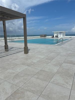 Exterior, Pool, Water