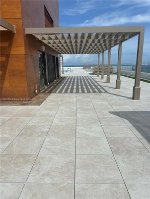 Exterior, Water