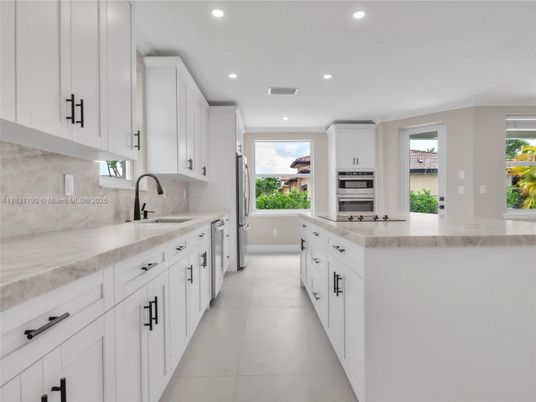 Interior, Kitchen, Recessed Lighting
