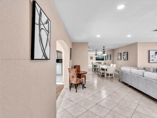 Dining room, Interior, Living room, Pendant Lights, Recessed Lighting, Wood Texture Flooring