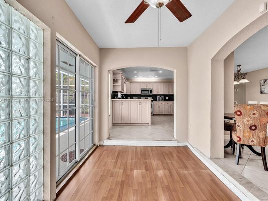 Dining room, Interior, Kitchen, Recessed Lighting, Wood Texture Flooring