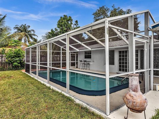 Backyard, Exterior, Pool