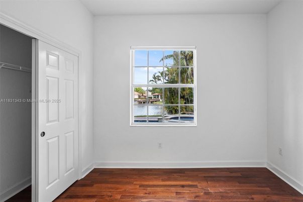 Empty room, Interior, Water, Wood Texture Flooring
