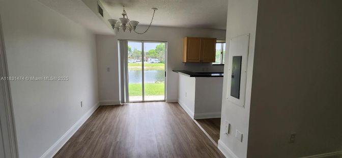 Chandelier, Interior, Kitchen, Wood Texture Flooring