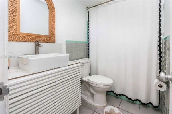 Bathroom, Interior