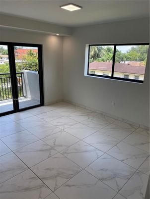 Empty room, Interior, Marble, Recessed Lighting