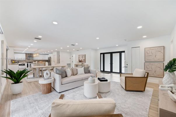 Dining room, Interior, Kitchen, Living room, Pendant Lights, Recessed Lighting, Wood Texture Flooring