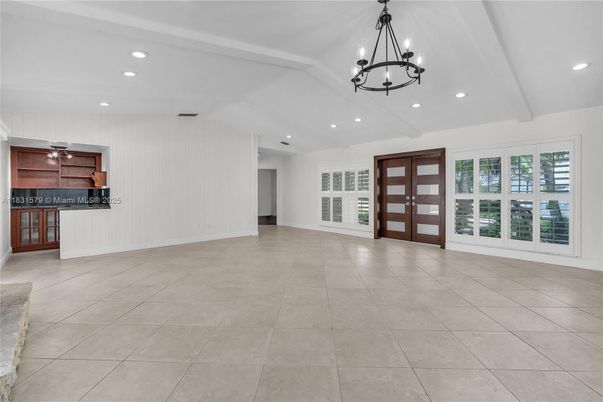 Chandelier, Empty room, Interior, Pendant Lights, Recessed Lighting