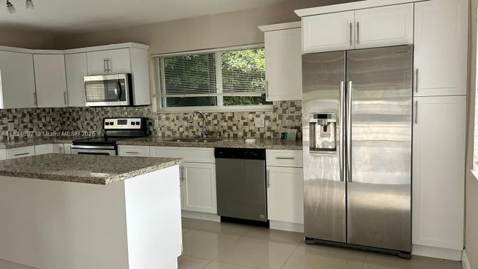 Interior, Kitchen, Stainless Steel Appliances