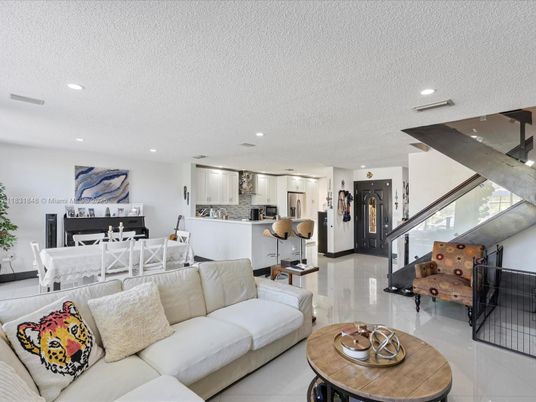 Dining room, Interior, Kitchen, Living room, Recessed Lighting