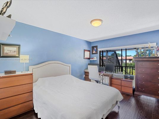 Bedroom, Home Office, Interior, Wood Texture Flooring