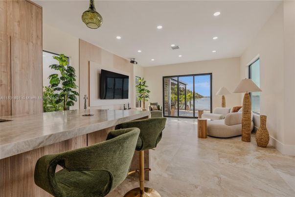 Interior, Living room, Recessed Lighting, Water