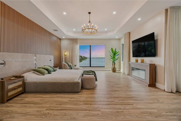 Bedroom, Chandelier, Interior, Recessed Lighting, Water, Wood Texture Flooring