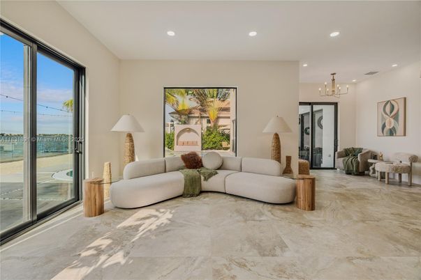 Chandelier, Interior, Living room, Recessed Lighting, Water