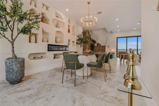Chandelier, Dining room, Interior, Marble, Pendant Lights, Recessed Lighting, Water